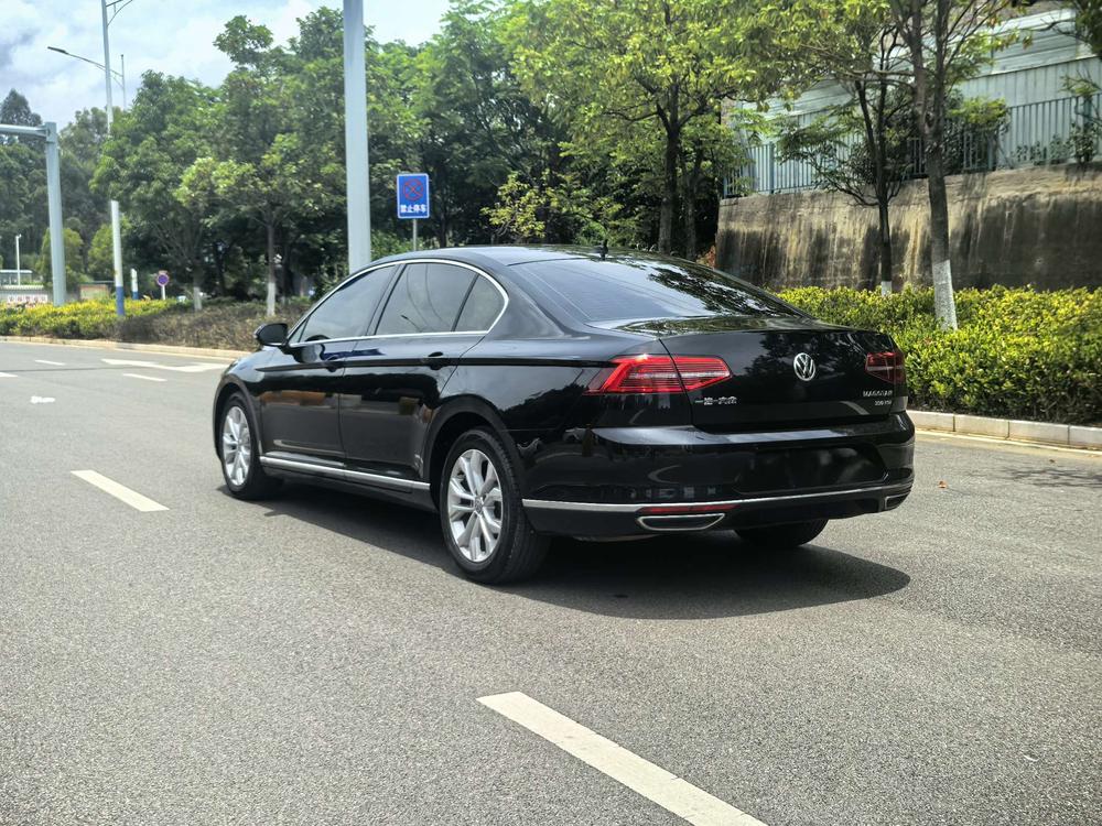 Volkswagen Magotan