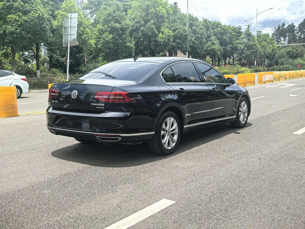 Volkswagen Magotan