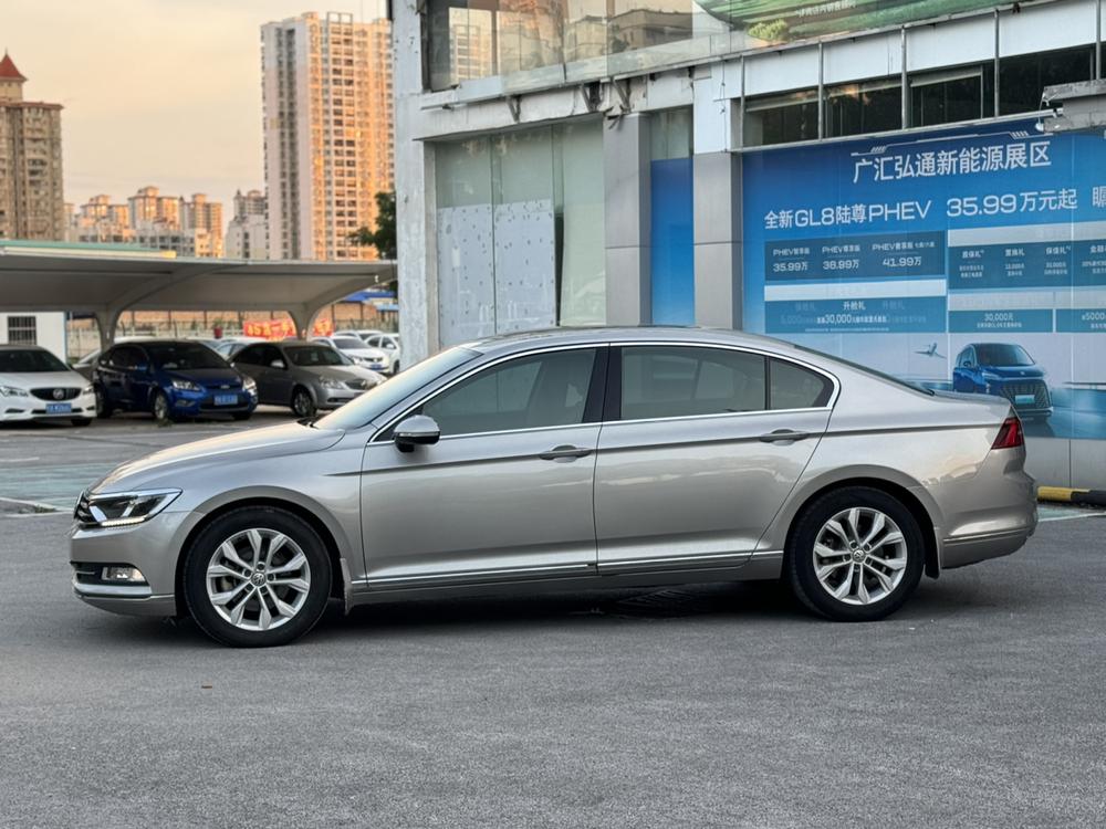 Volkswagen Magotan