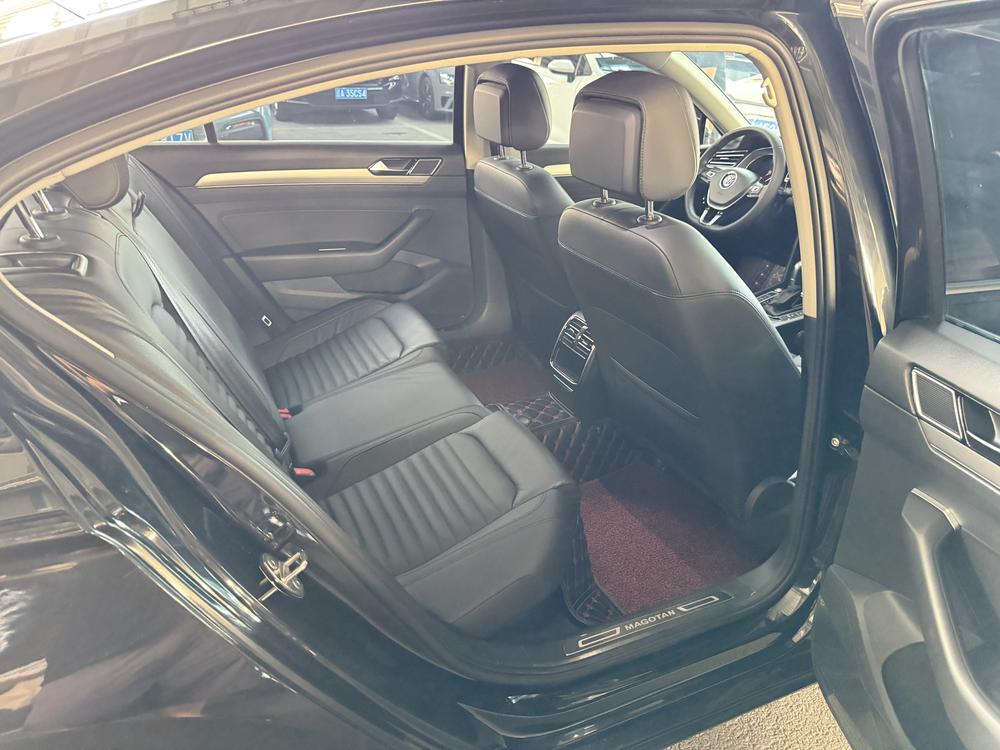 Volkswagen Magotan