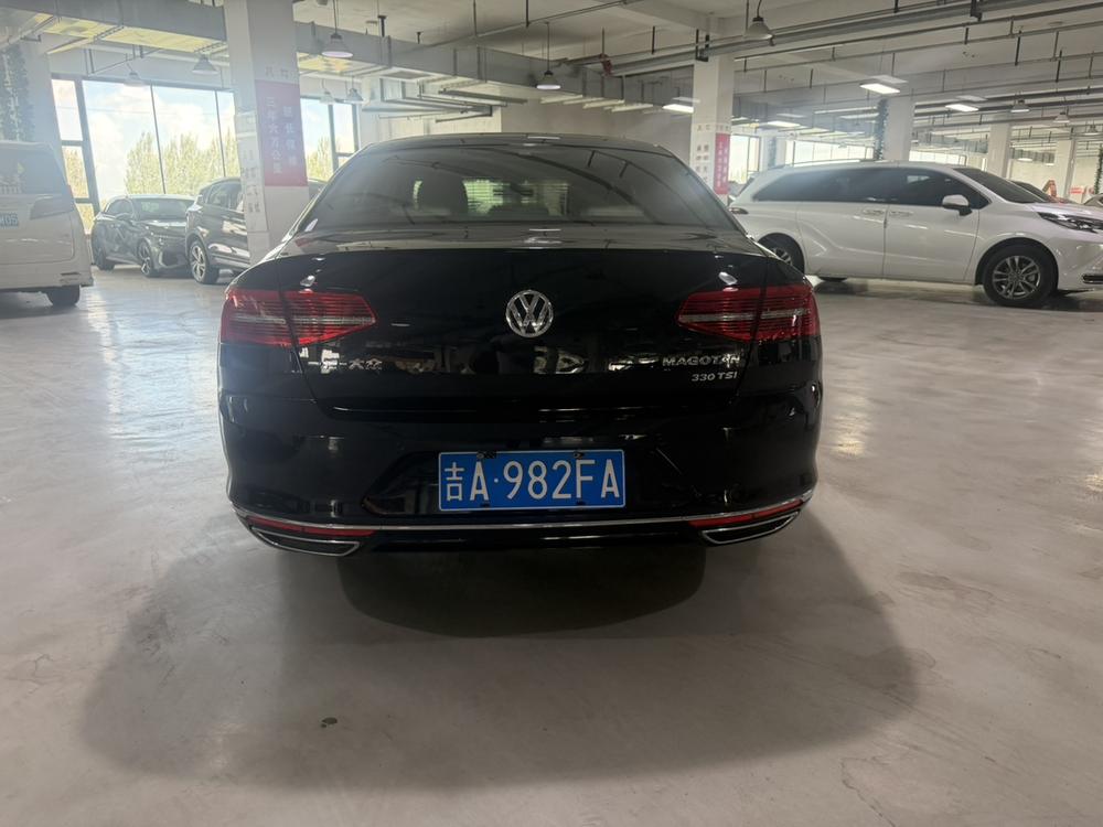 Volkswagen Magotan