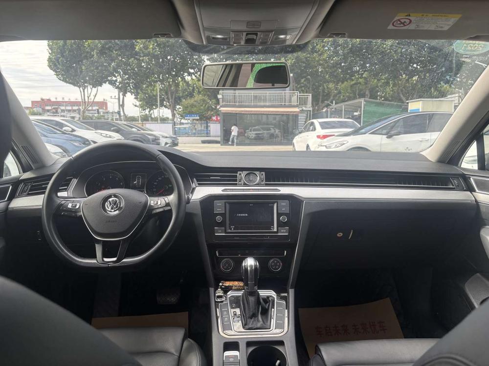 Volkswagen Magotan