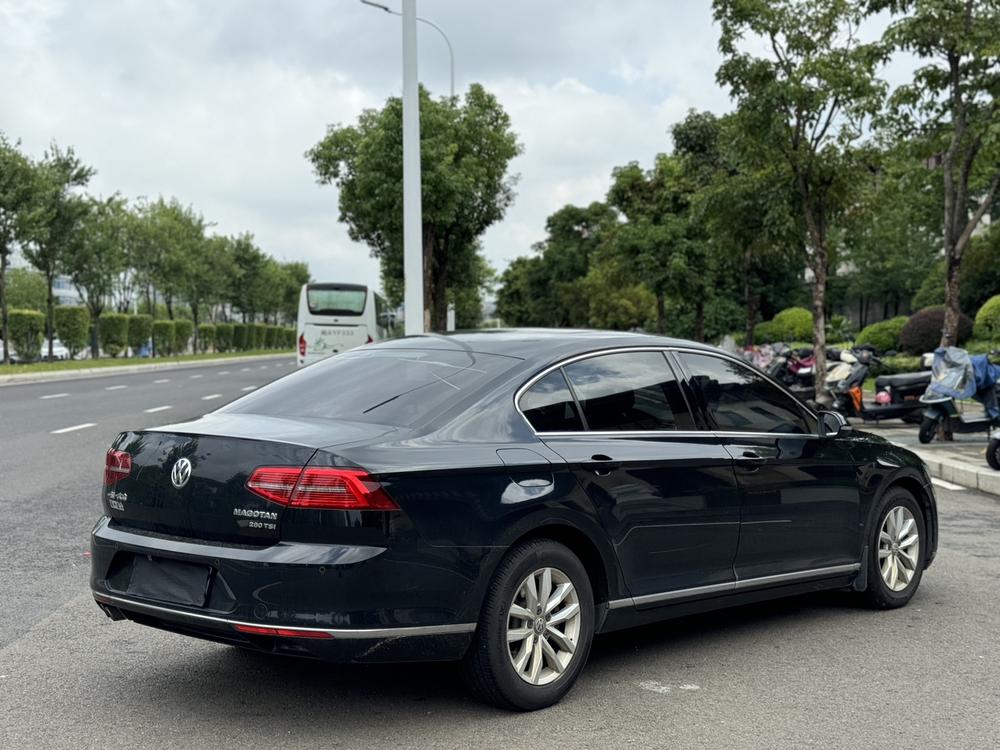 Volkswagen Magotan
