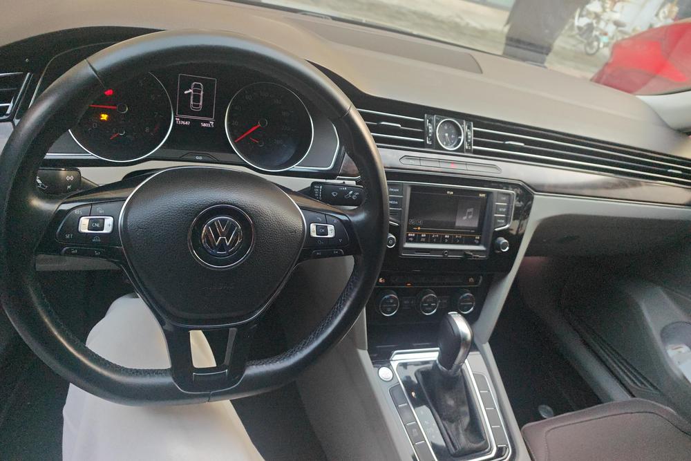 Volkswagen Magotan