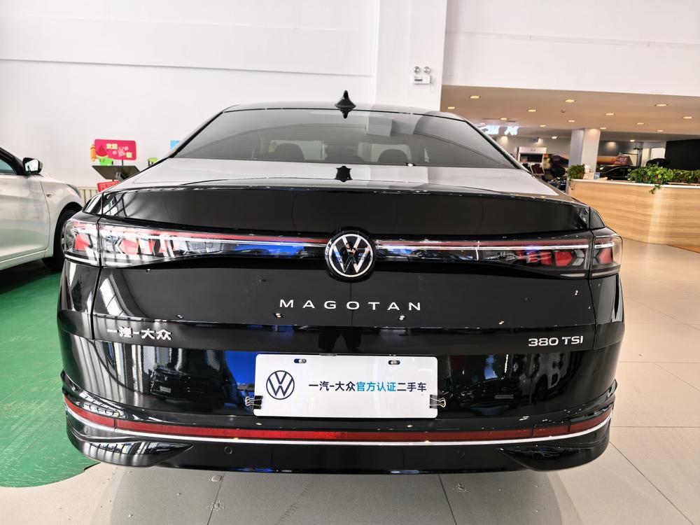 Volkswagen Magotan