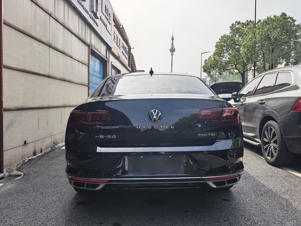 Volkswagen Magotan
