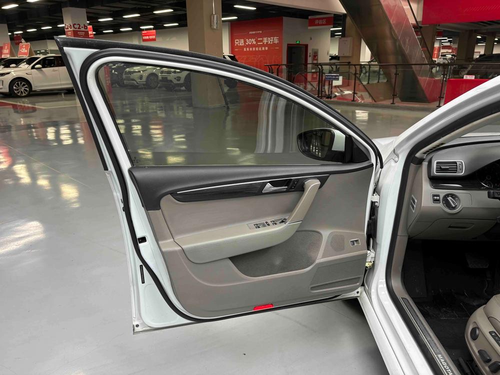 Volkswagen Magotan