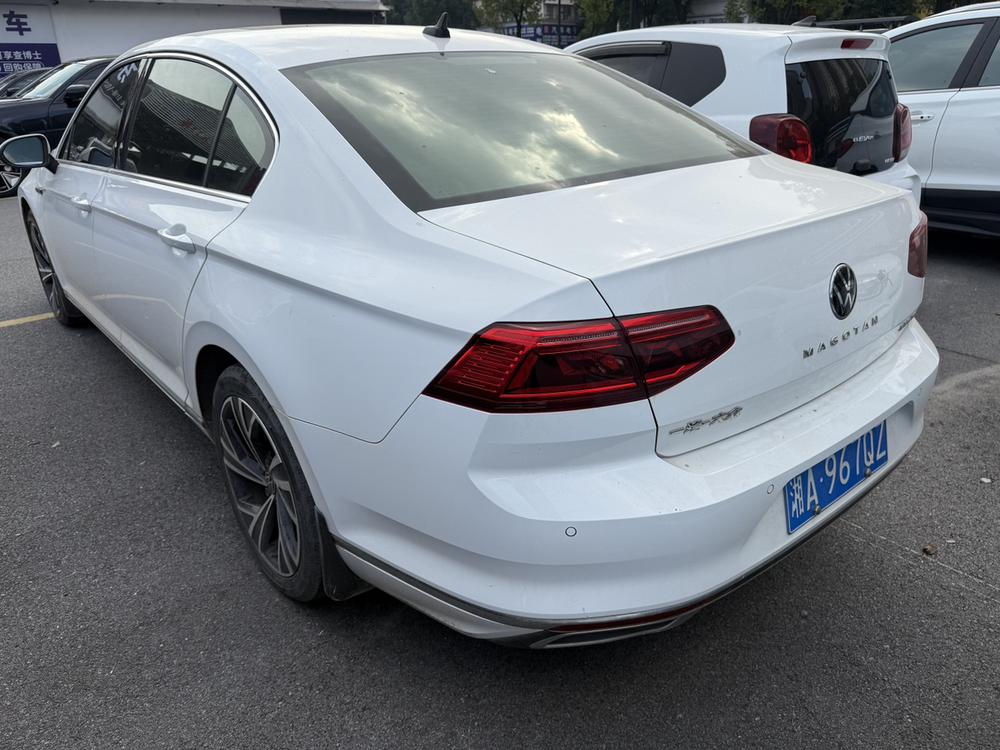 Volkswagen Magotan