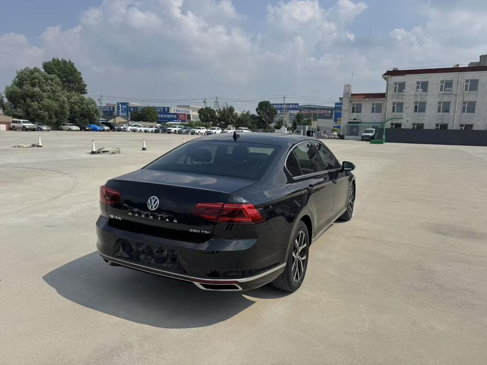 Volkswagen Magotan