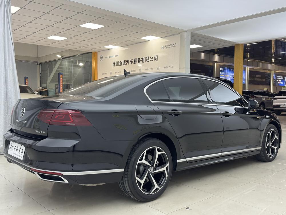 Volkswagen Magotan