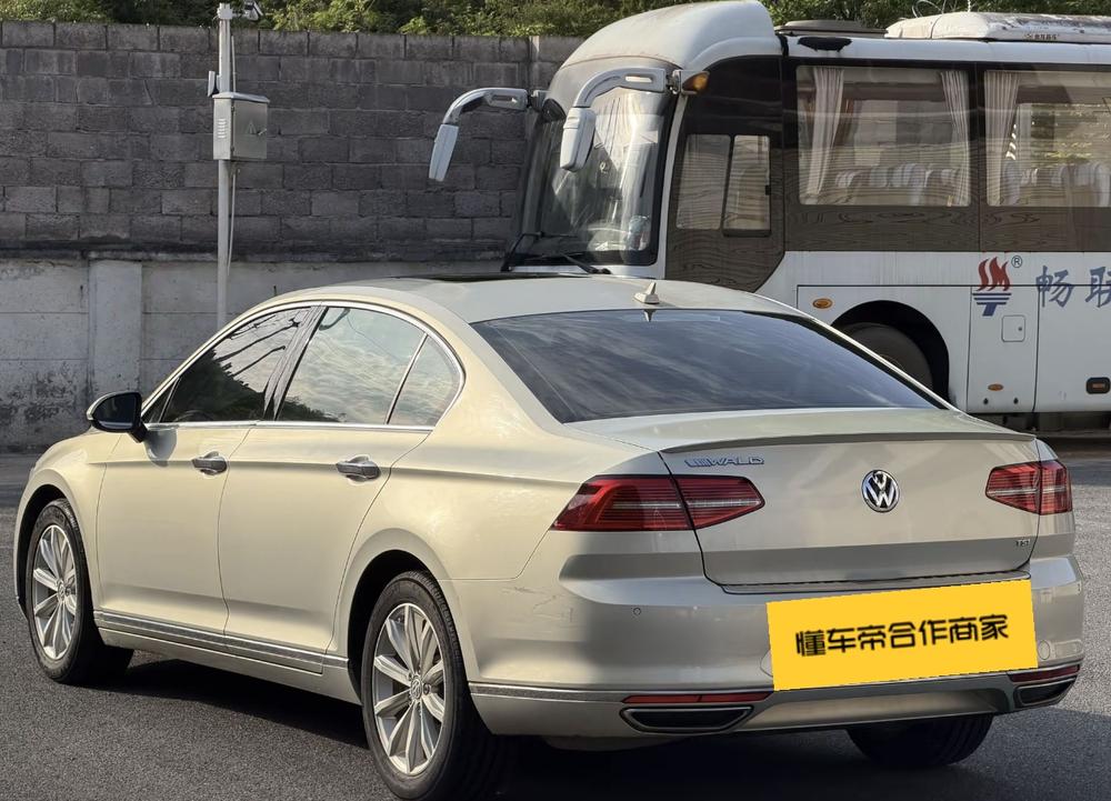 Volkswagen Magotan
