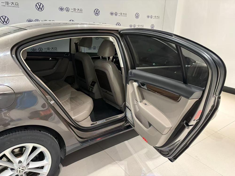 Volkswagen Magotan