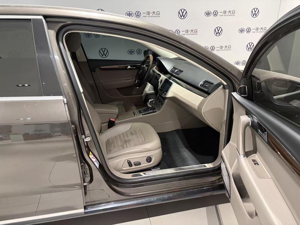 Volkswagen Magotan