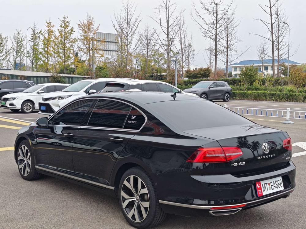 Volkswagen Magotan