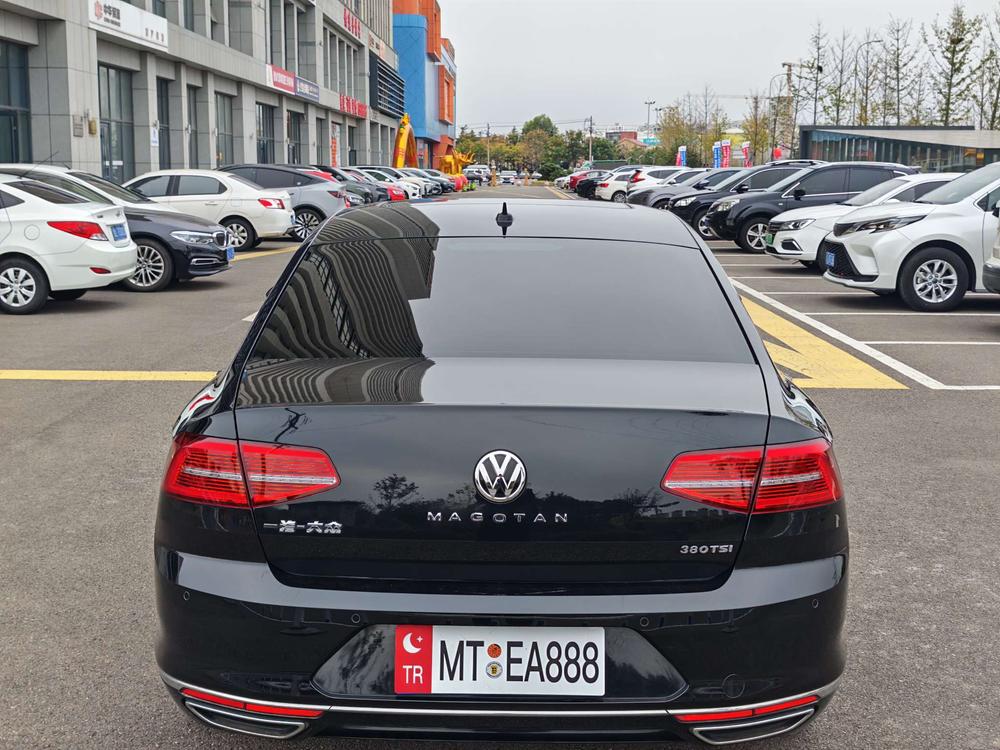 Volkswagen Magotan