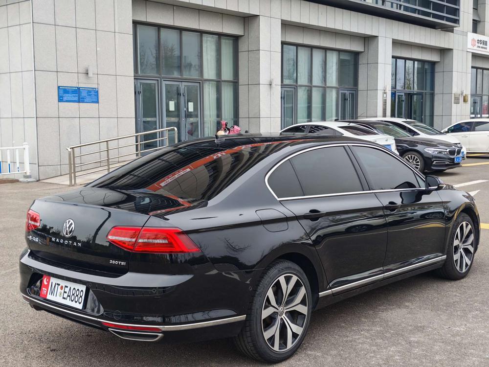 Volkswagen Magotan