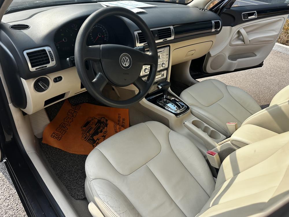 Volkswagen Passat Lingyu