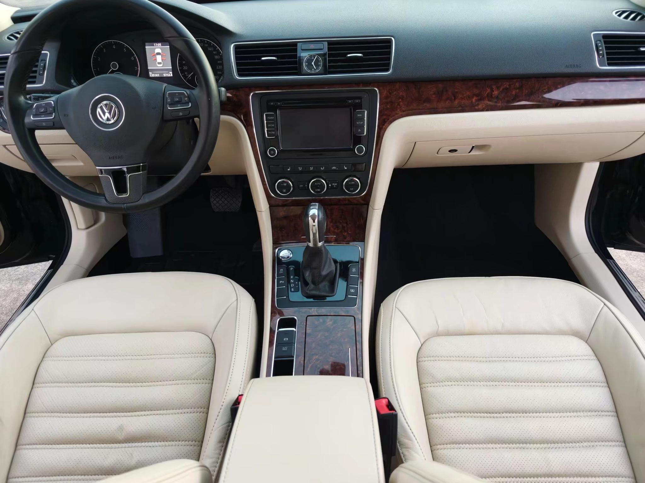 Volkswagen Passat