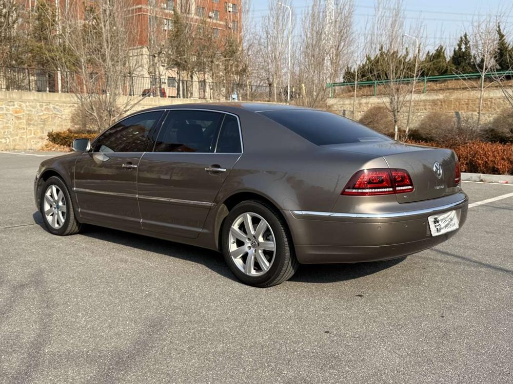 Volkswagen Phaeton