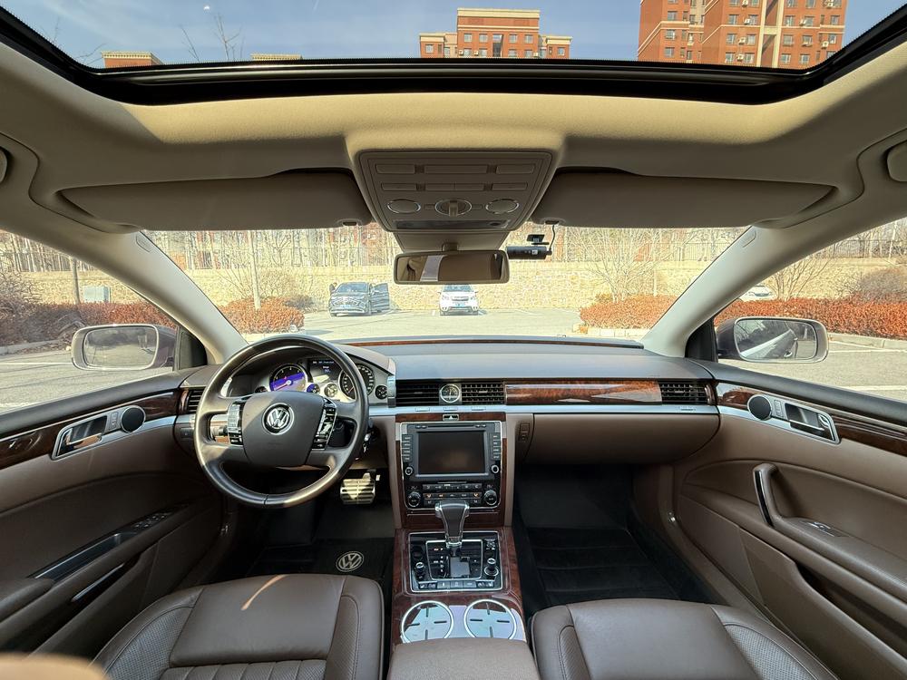 Volkswagen Phaeton