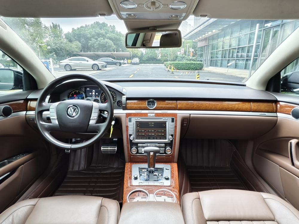 Volkswagen Phaeton