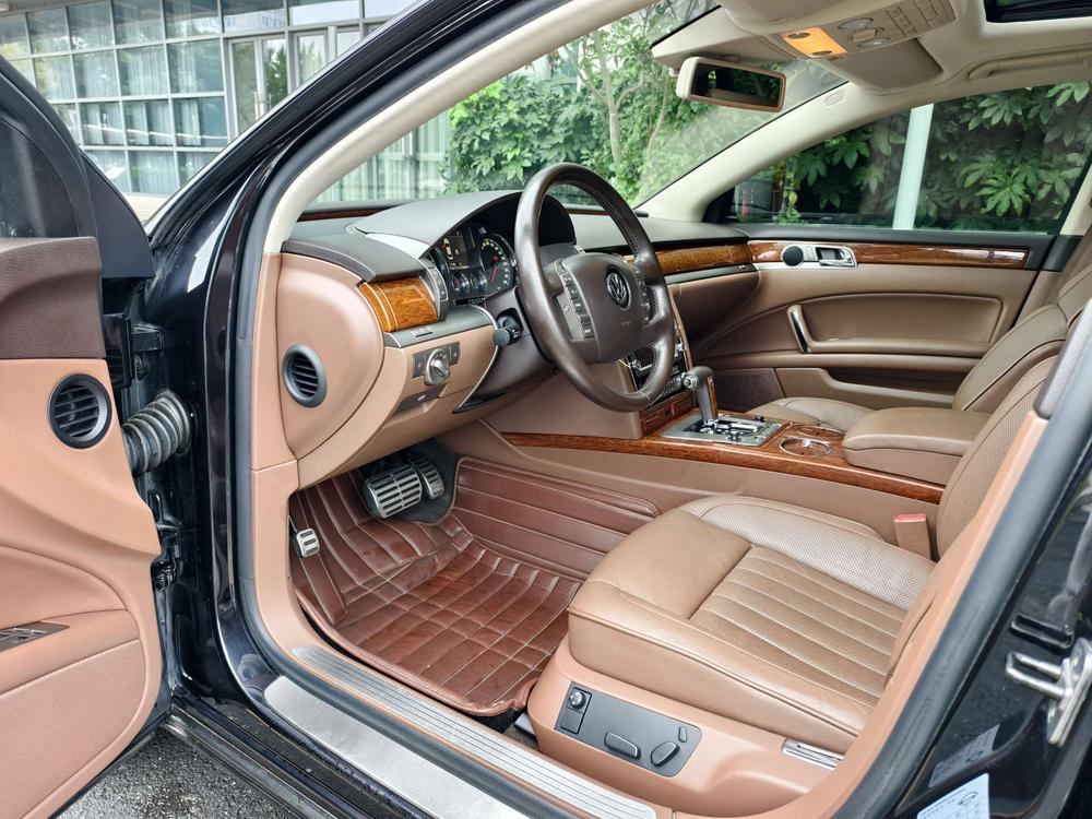 Volkswagen Phaeton