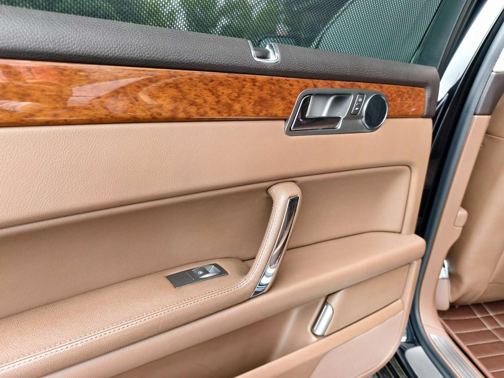 Volkswagen Phaeton