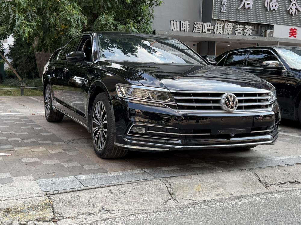 Volkswagen Phideon