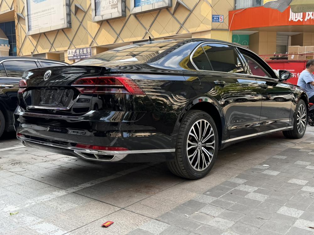 Volkswagen Phideon