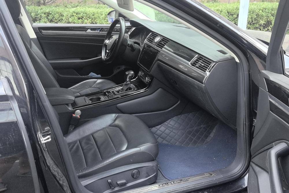 Volkswagen Phideon