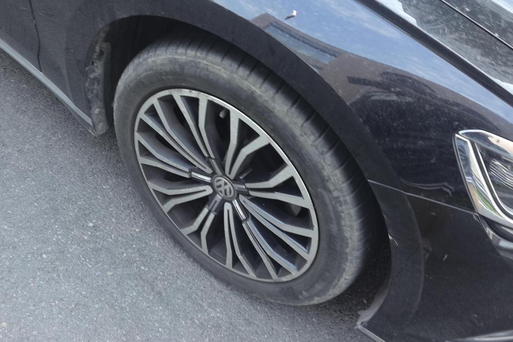 Volkswagen Phideon