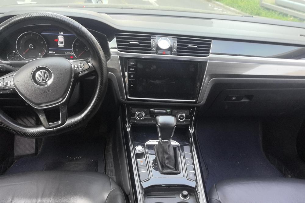 Volkswagen Phideon