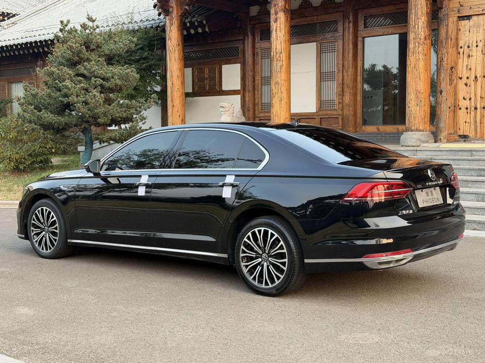 Volkswagen Phideon
