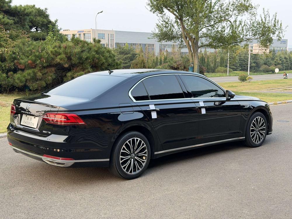 Volkswagen Phideon