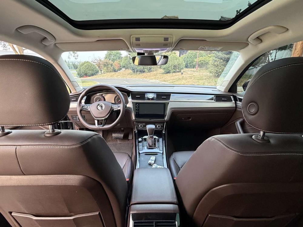 Volkswagen Phideon