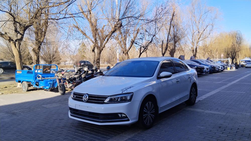 Volkswagen Sagitar