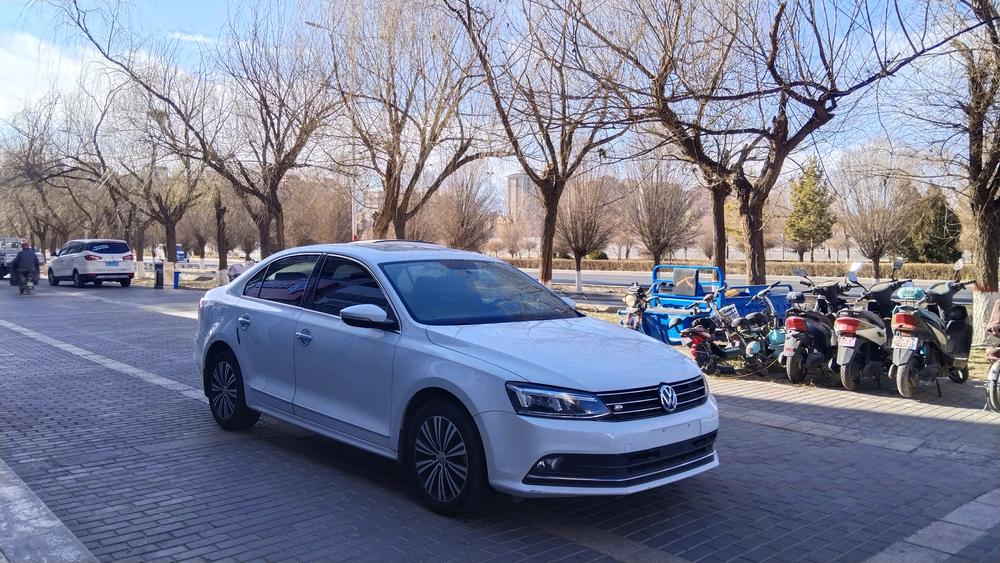 Volkswagen Sagitar