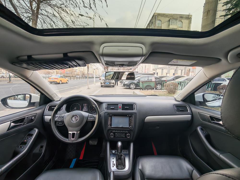 Volkswagen Sagitar