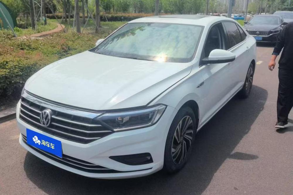 Volkswagen Sagitar