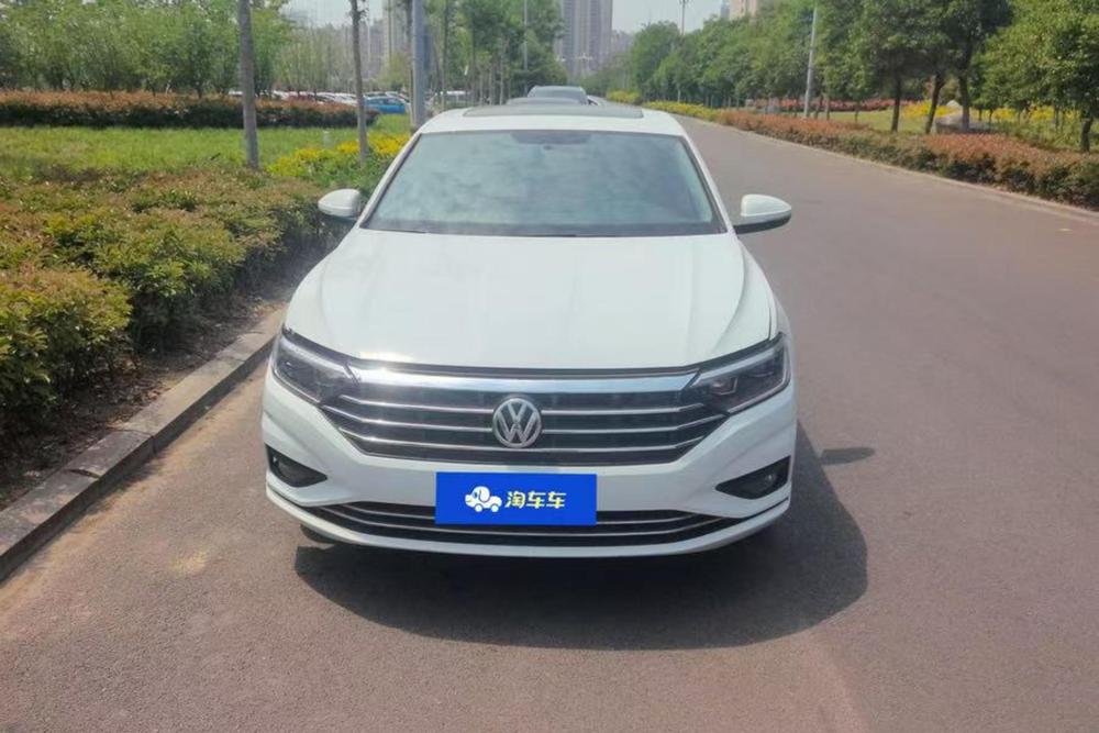 Volkswagen Sagitar