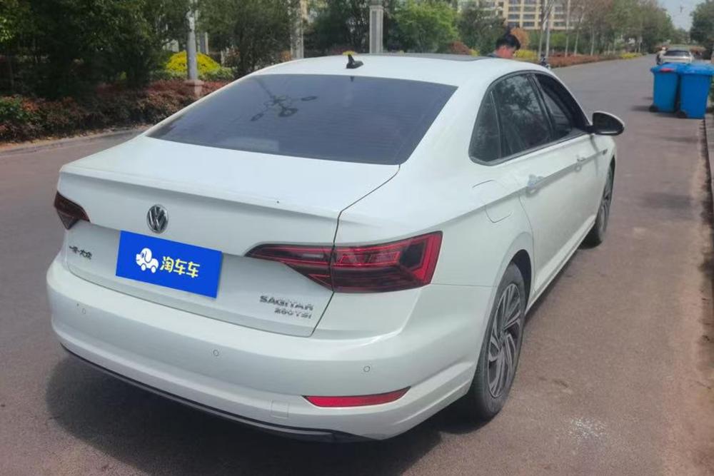 Volkswagen Sagitar