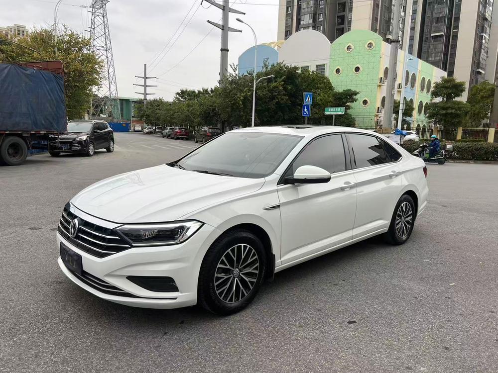 Volkswagen Sagitar