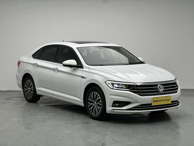 Volkswagen Sagitar