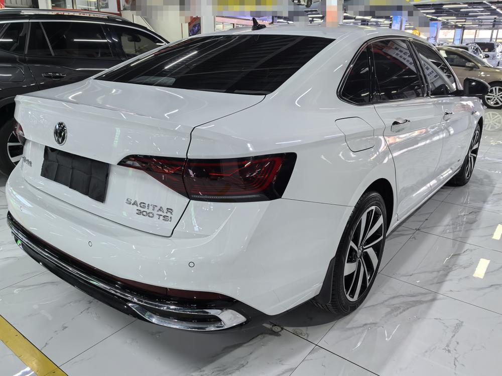 Volkswagen Sagitar