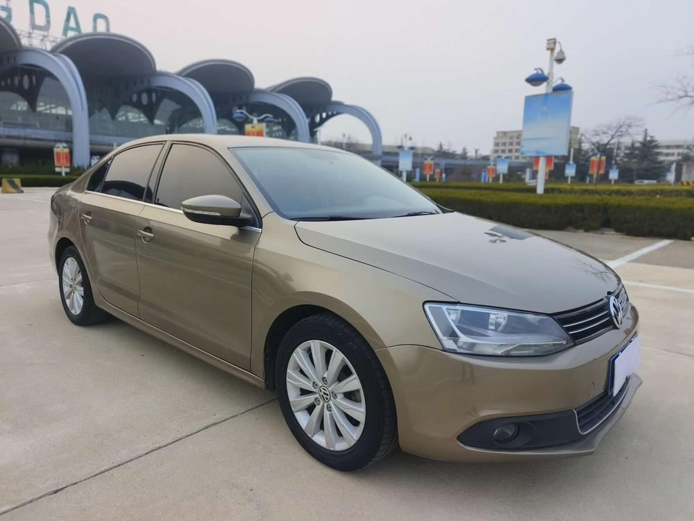 Volkswagen Sagitar