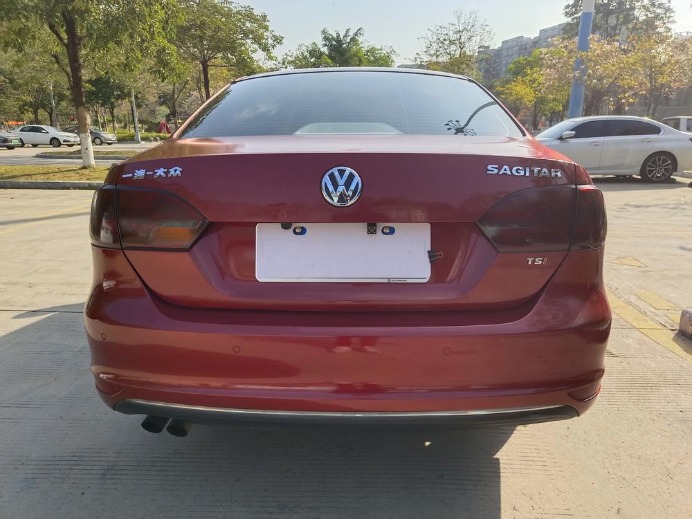 Volkswagen Sagitar