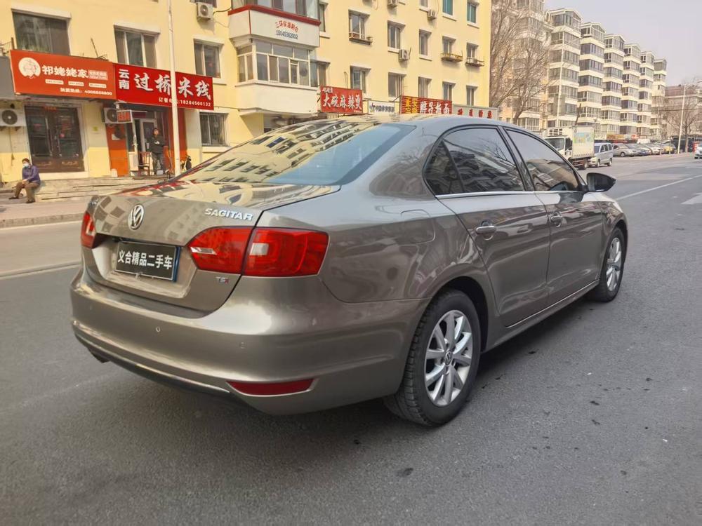 Volkswagen Sagitar