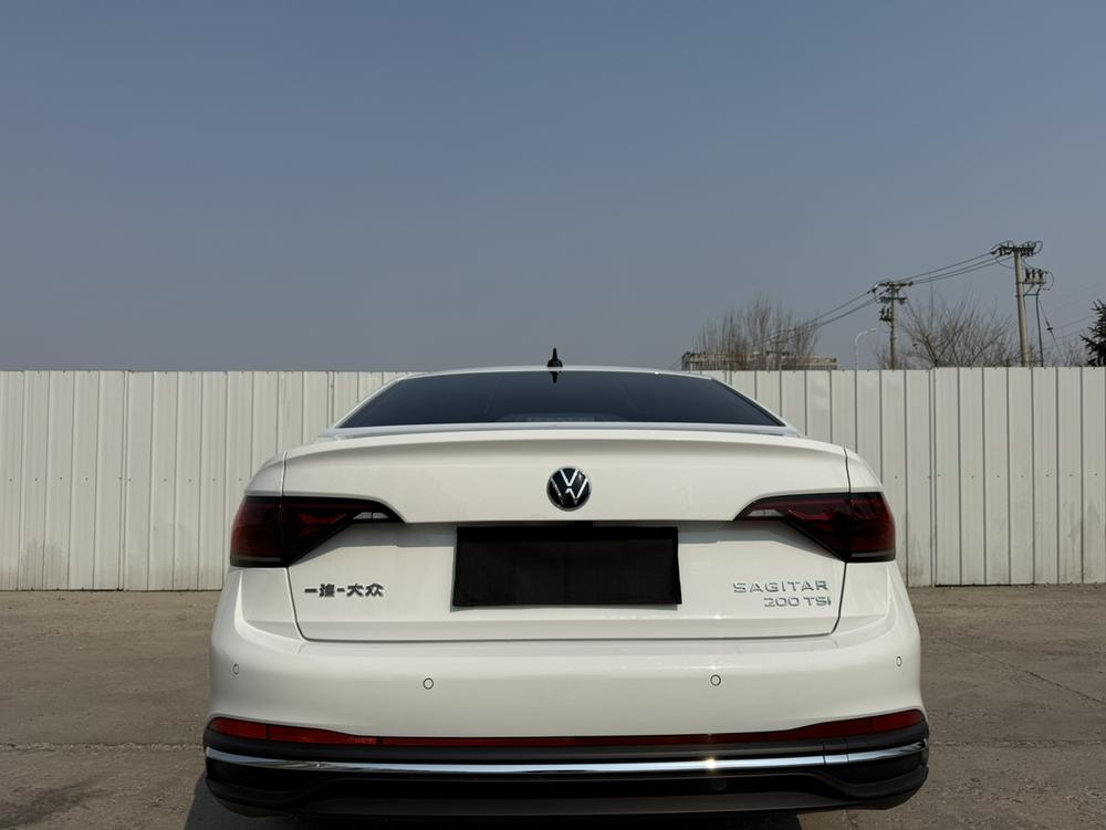 Volkswagen Sagitar