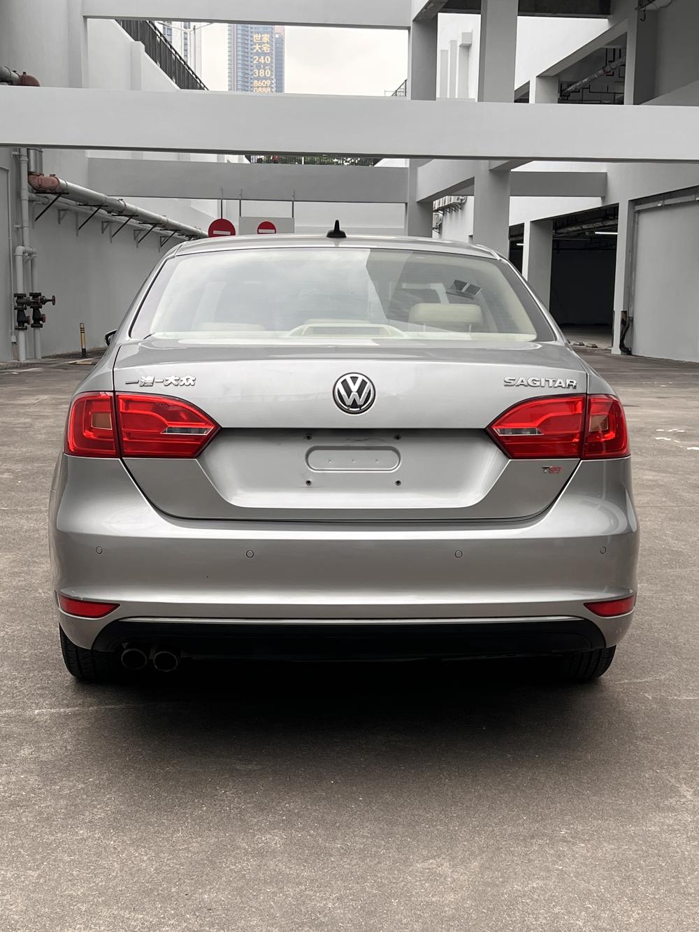 Volkswagen Sagitar