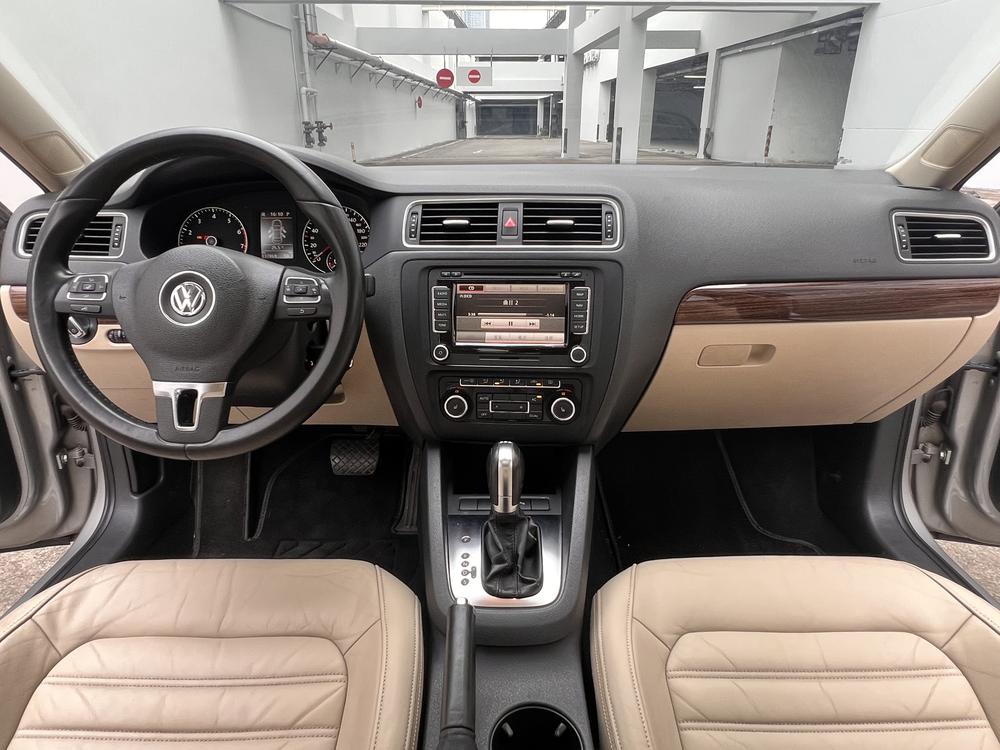 Volkswagen Sagitar